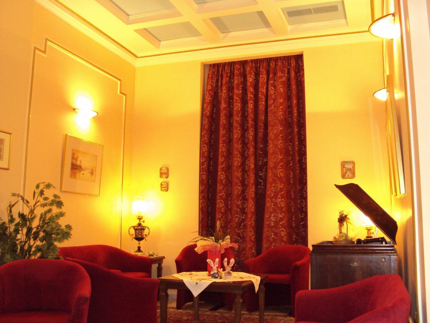 Astoria Hotel Traditional Komotini Exterior photo