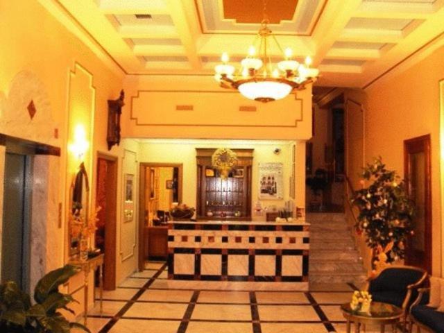 Astoria Hotel Traditional Komotini Exterior photo